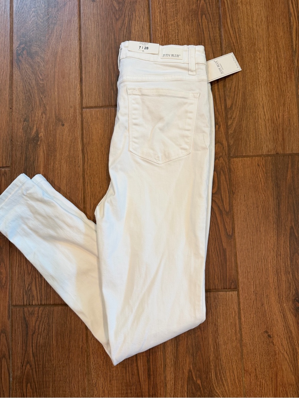 NWT Judy Blue Women's White High-Rise Skinny Jeans - Clean White / 7/28